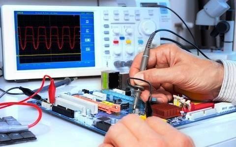 Medição eletrônica em bancada técnica