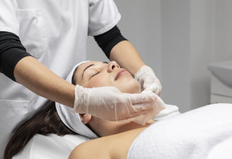 Atendimento estetico facial