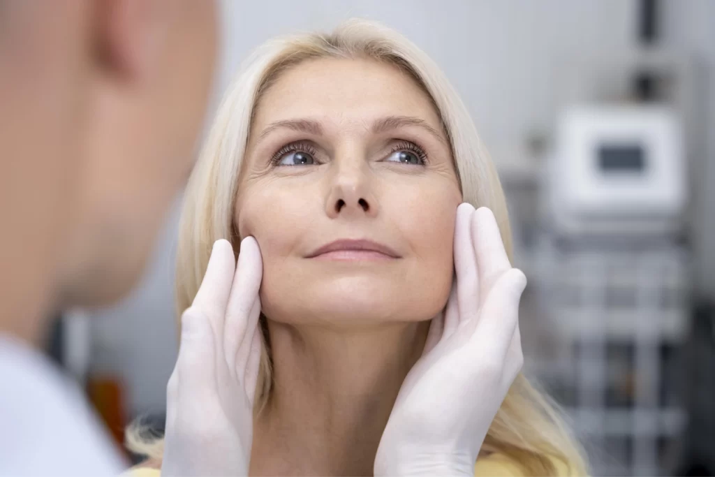 Lifting facial