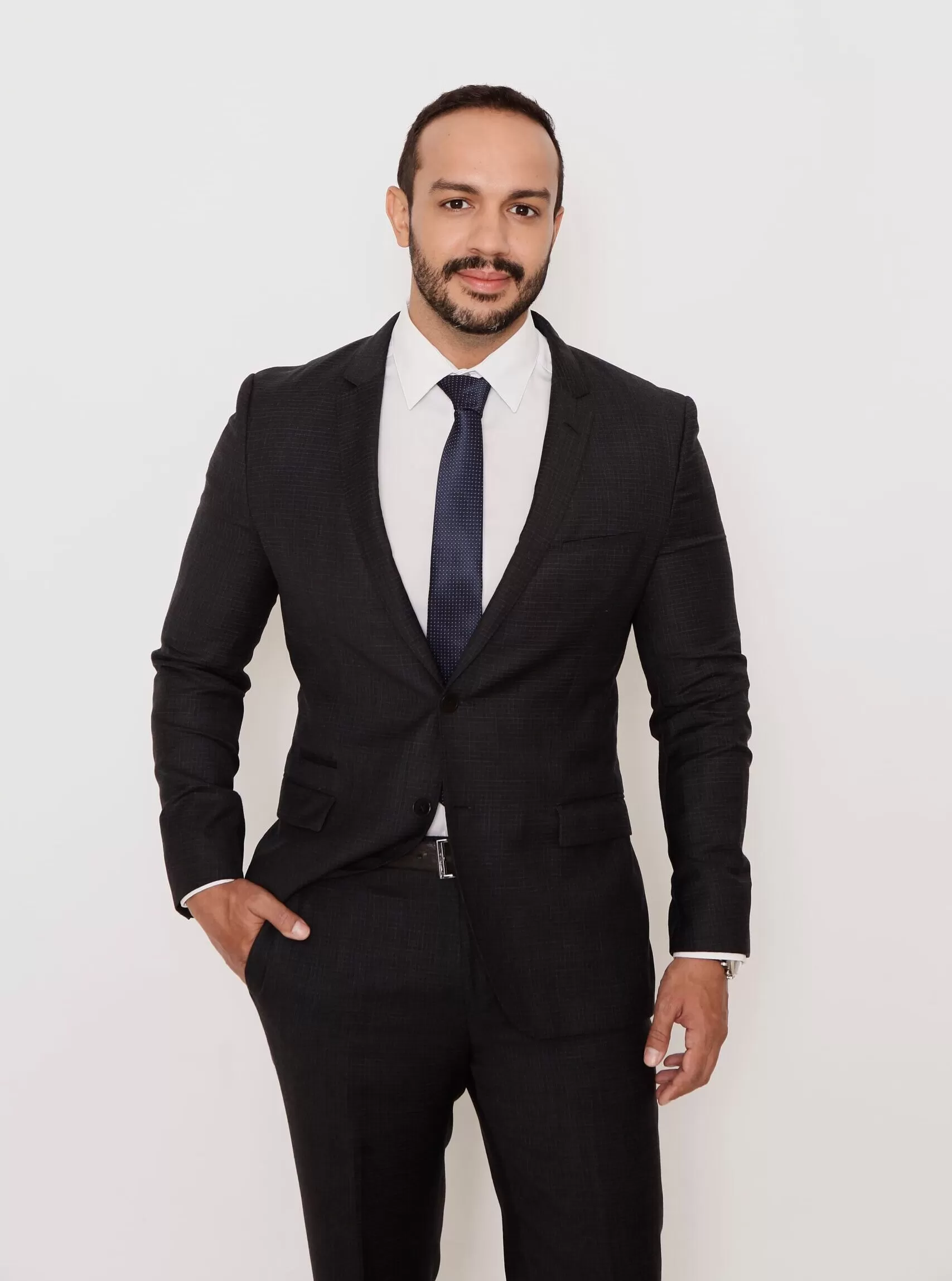 Dr. Renato Sá