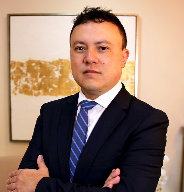 Dr. Leandro Tomita